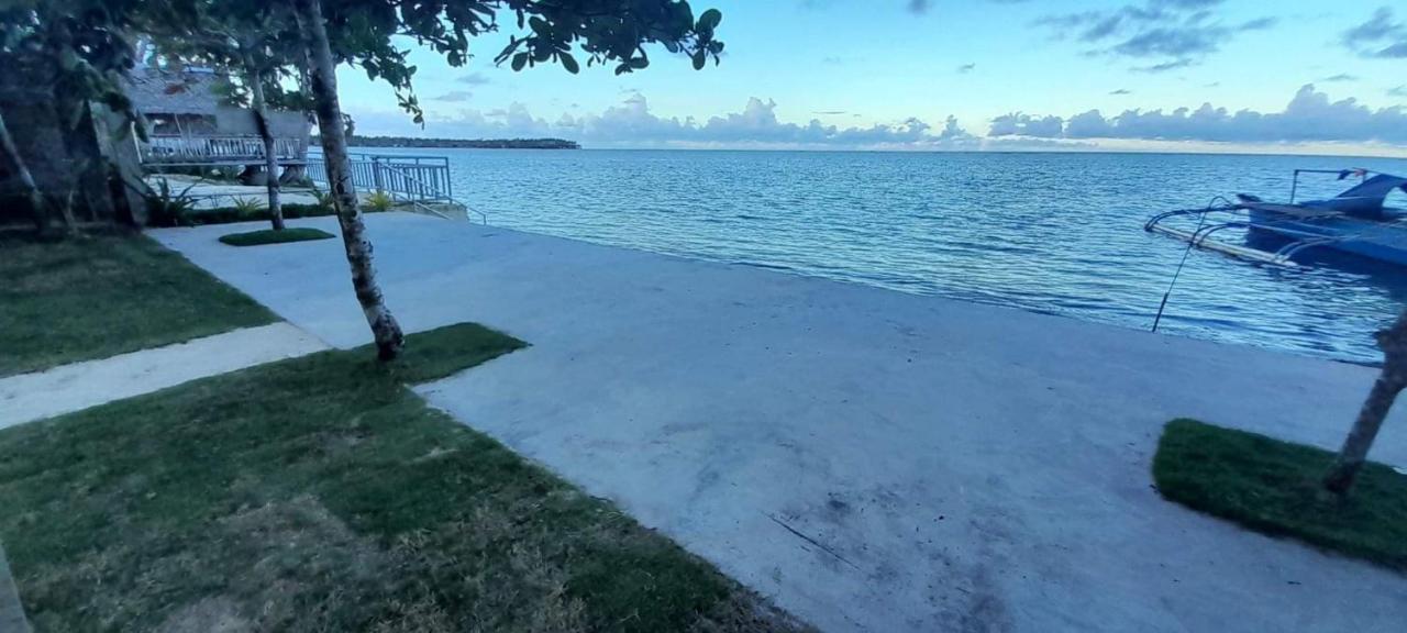 Takbo Beach Resort General Luna  Kültér fotó